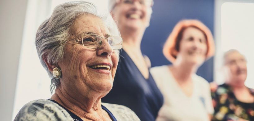 Atención sociosanitaria en personas con demencia